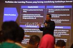 Chairul Tanjung Berikan Seminar Pendidikan