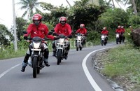 Sebanyak 12 rider terbaik yang diseleksi dari berbagai klub Honda di Indonesia akan menguji performa dan ketangguhan mesin ketiga model motor sport Honda.