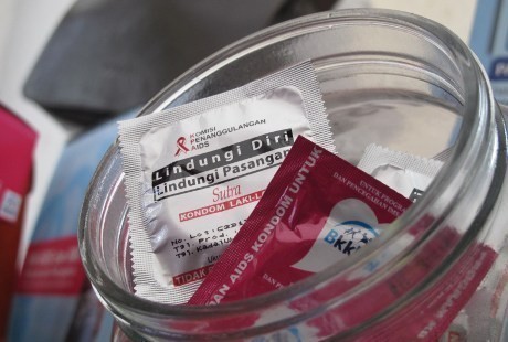 Rekor Baru, China Ciptakan Kondom Tertipis di Dunia