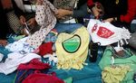 Membuat Kantong Belanja dari Baju Bekas