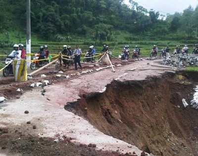 Jalan Amblas, Kendaraan Menuju Ngantang Putar Balik