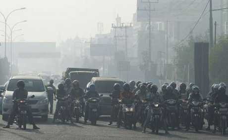 Kabut Asap Ganggu Penerbangan di Sumut