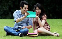 Ultrathin Keyboard Logitech yang Imut