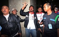 Buruh histeris bahkan ada yang pingsan