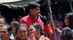 Donnie Ada Band Hibur Pengungsi Sinabung