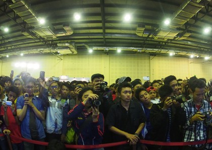 Serunya Silaturahmi Bareng Member JKT48 di Handshake Event