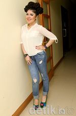 Rambut Brokoli Tina Toonita