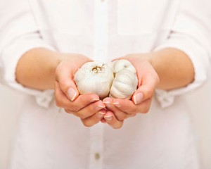 Cara Mengolah Bawang Putih untuk Turunkan Berat Badan