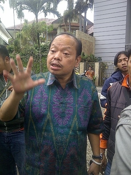 Bersaksi di Pengadilan, Sutan Nyerocos Celetukan Sampai Itu Barang