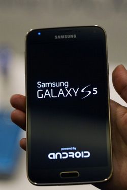Galaxy S5 Unjuk Pesona