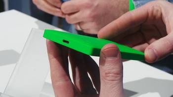 Nokia X sebagai varian termurah dibanderol dengan harga 89 euro. Untuk harga Indonesia mungkin berkisar Rp 1,4 jutaan dengan tambahan pajak dan lain-lain.