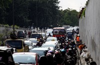 Kemacetan panjang terlihat saat jam berangkat dan pulang kerja.