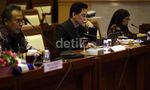 Seleksi Pembuatan Makalah Calon Hakim MK