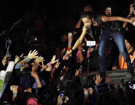 Bastian Keluar, CJR Bercermin pada The Beatles