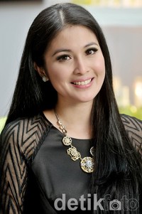 Cantiknya Sandra Dewi. Noel/detikHOT.
