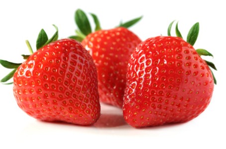Kalau Gairah Seks Menurun, Konsumsilah Pisang dan Strawberry