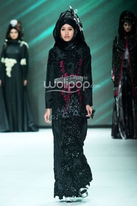 Rya Baraba Asmarani. Fashion Parade Purity Transcendence. Indonesia Fashion Week 2014 at Jakarta Convention Center. Senayan. Jakarta. [Foto: Mohammad Abduh/Wolipop]
