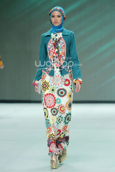 Tuneeca Dominatric. Fashion Parade Purity Transcendence. Indonesia Fashion Week 2014 at Jakarta Convention Center. Senayan. Jakarta. [Foto: Mohammad Abduh/Wolipop]