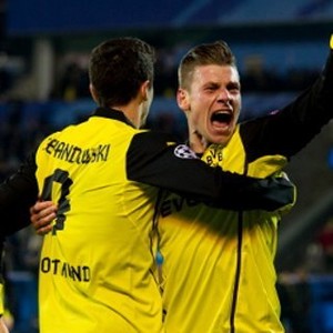 Puja-puji Piszczek buat Lewandowski