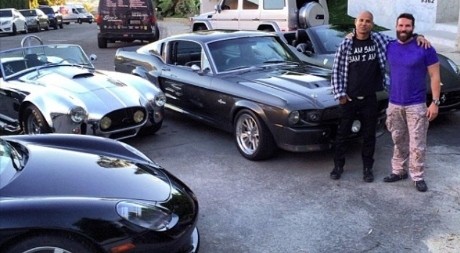 Pejudi Ini Koleksi Mobil Mewah