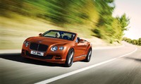 Jantung pacunya tetap menggendong mesin 6.0-liter twin-turbo W12, tapi tendangan tenaganya meningkat menjadi 626 bhp (467 kW) dan torsi mencapai 819 NM (605 lb-ft). (dok Bentley).