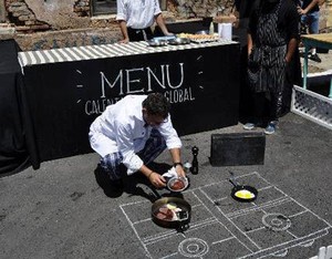 Kampanye Pemanasan Global, WWF Ajak Chef Asal Paraguay Memasak di Aspal