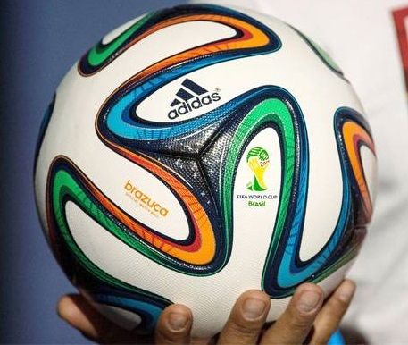 Ilustrasi, bola resmi Piala Dunia 2014 di Brasil. (Foto: Reuters) Ilustrasi, bola resmi Piala Dunia 2014 di Brasil. (Foto: Reuters)