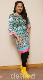 Ketika Melinda Tak Berhijab Lagi