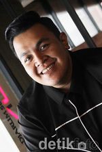 Cerita Tulus Dalam Bermusik