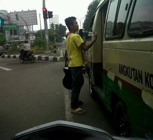 Ksatria Bergitar dan Tongkat Sakti Marak Lagi, Ini Komentar Warga Bandung