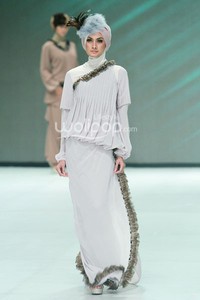 Lia Soraya Graceful Desire. Fashion Parade Purity Transcendence. Indonesia Fashion Week 2014 at Jakarta Convention Center. Senayan. Jakarta. [Foto: Mohammad Abduh/Wolipop]