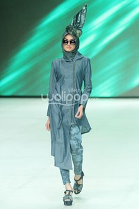 Zoya Acid Denim. Fashion Parade Purity Transcendence. Indonesia Fashion Week 2014 at Jakarta Convention Center. Senayan. Jakarta. [Foto: Mohammad Abduh/Wolipop]