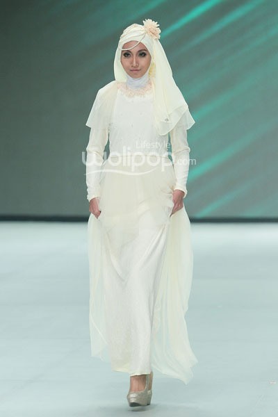 Mocca by Irma Hakim Lacelia. Fashion Parade Purity Transcendence. Indonesia Fashion Week 2014 at Jakarta Convention Center. Senayan. Jakarta. [Foto: Mohammad Abduh/Wolipop]