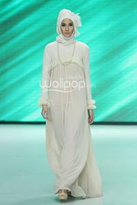 Mocca by Irma Hakim Lacelia. Fashion Parade Purity Transcendence. Indonesia Fashion Week 2014 at Jakarta Convention Center. Senayan. Jakarta. [Foto: Mohammad Abduh/Wolipop]