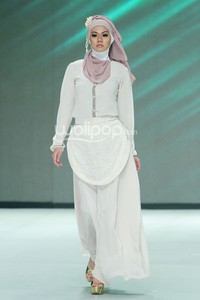 Mocca by Irma Hakim Lacelia. Fashion Parade Purity Transcendence. Indonesia Fashion Week 2014 at Jakarta Convention Center. Senayan. Jakarta. [Foto: Mohammad Abduh/Wolipop]