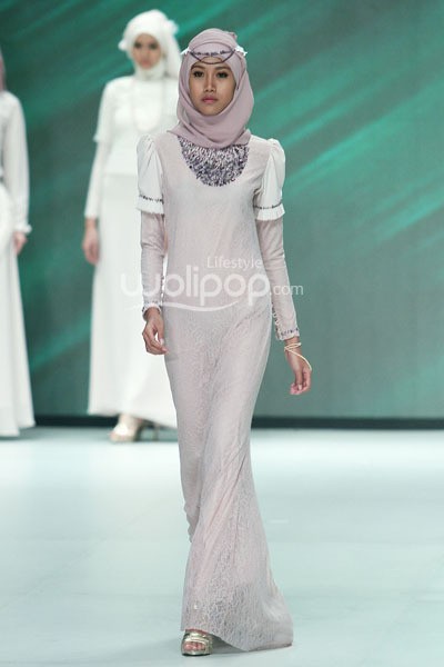 Mocca by Irma Hakim Lacelia. Fashion Parade Purity Transcendence. Indonesia Fashion Week 2014 at Jakarta Convention Center. Senayan. Jakarta. [Foto: Mohammad Abduh/Wolipop]