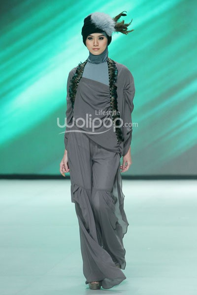 Lia Soraya Graceful Desire. Fashion Parade Purity Transcendence. Indonesia Fashion Week 2014 at Jakarta Convention Center. Senayan. Jakarta. [Foto: Mohammad Abduh/Wolipop]