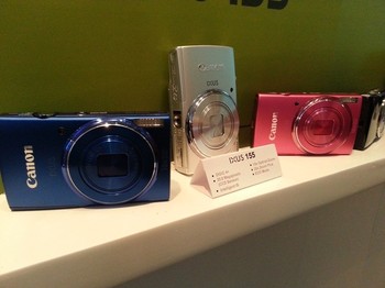 Tipe terendah IXUS yakni 155 dan 145 mengusung kamera 20 MP, sensor CCD, dan fitur intelligent IS.