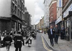 Ketika Masa Lalu Hantui Kota London