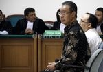 Hambit Bintih dan Cornelis Nalau Dituntut 6 Tahun Bui