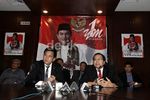 Capres Konvensi Rakyat Kumpul di Kantor Yusril