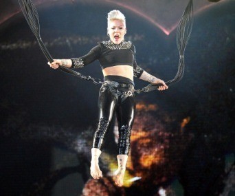 P!nk Lengkapi Daftar Penampil di Academy Awards 2014