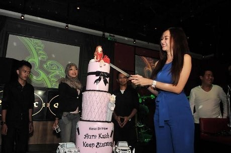 Ulang Tahun ke-27, Aura Kasih Ingin Nikah dengan Pengusaha