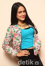 Maya Audita Manis Berlesung Pipit