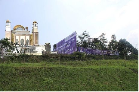 Melihat Firdaus Memorial Park Taman Makam Muslim Berbasis Wakaf