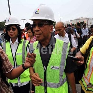 Jero Wacik: Kita Tidak Bisa Impor BBM Terus