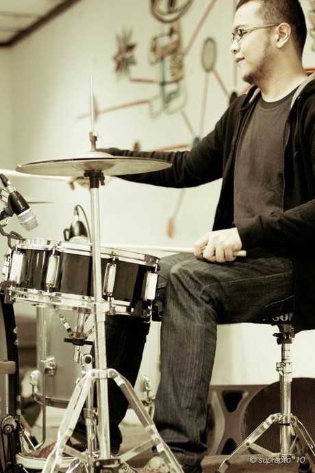 Banting Setir, Dari Penyanyi Event Jadi Pegawai Kantoran