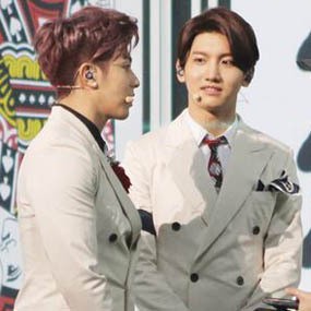 TVXQ Raih 5 Piala di Japan Gold Disc Awards 2014