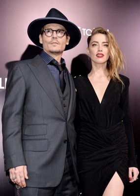 Johnny Depp Galau Amber Heard Berhubungan Lagi dengan Mantan Pasangan Lesbiannya