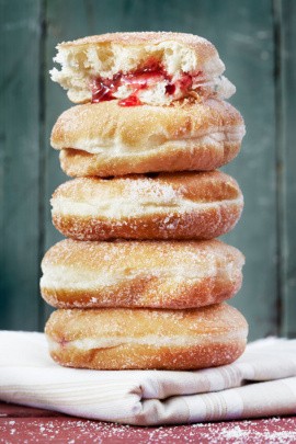 Olykoeks dan Dunking Donut, Fakta Unik Seputar Donat (2)